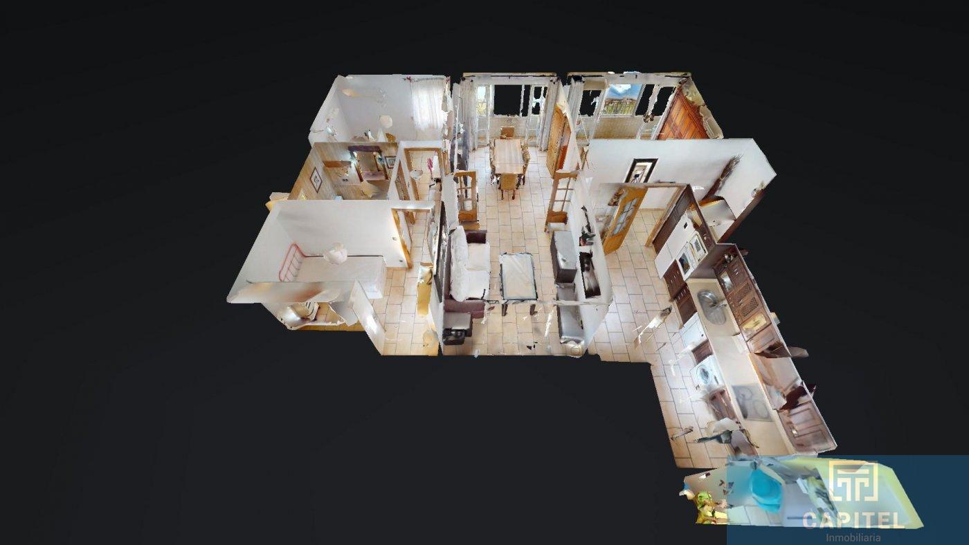 For sale of flat in Córdoba
