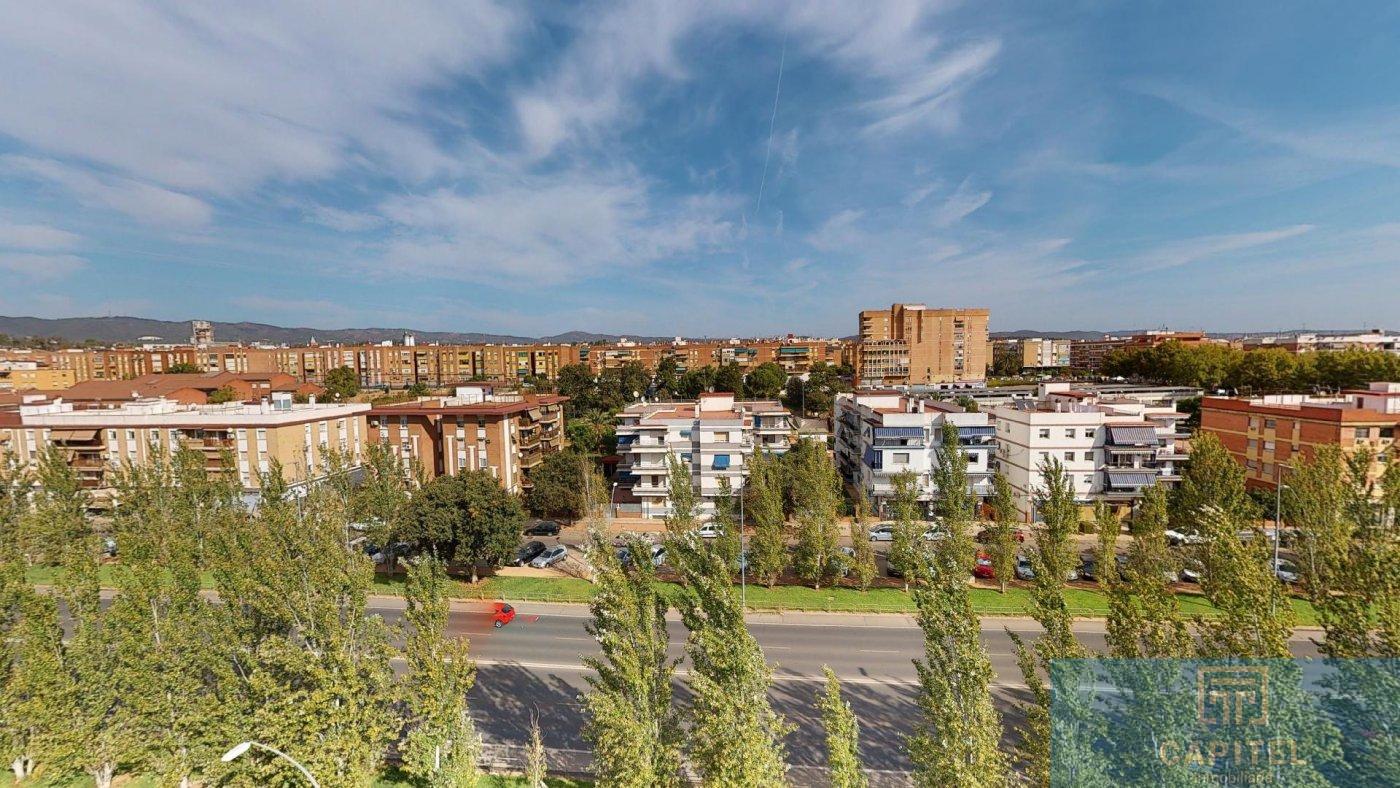 For sale of flat in Córdoba