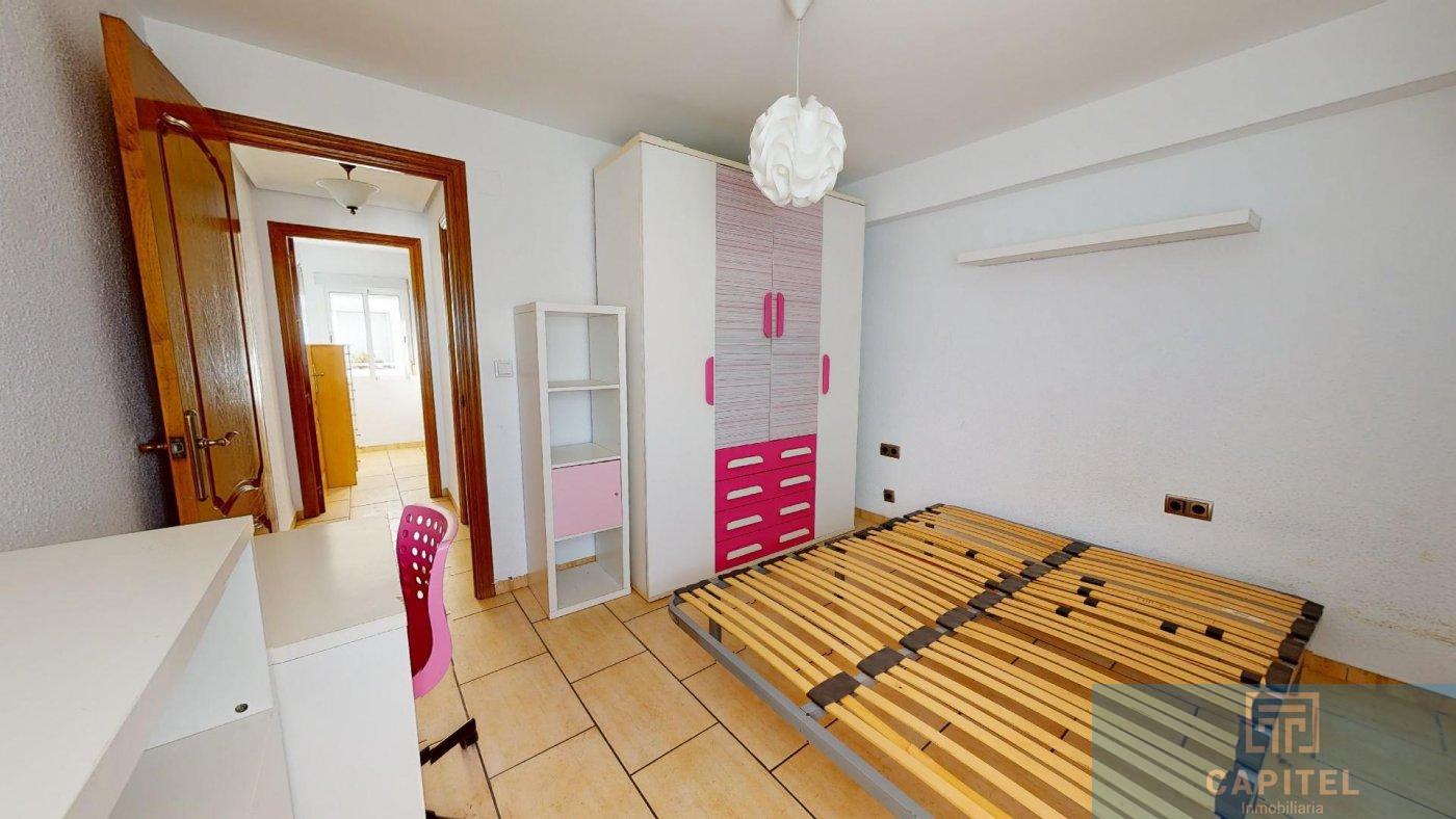 For sale of flat in Córdoba