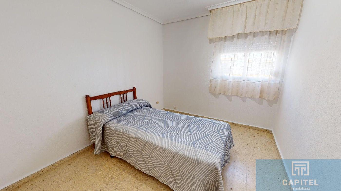 For sale of flat in Córdoba