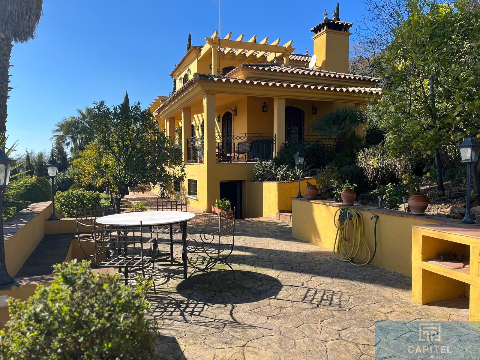 Venta de chalet en Córdoba