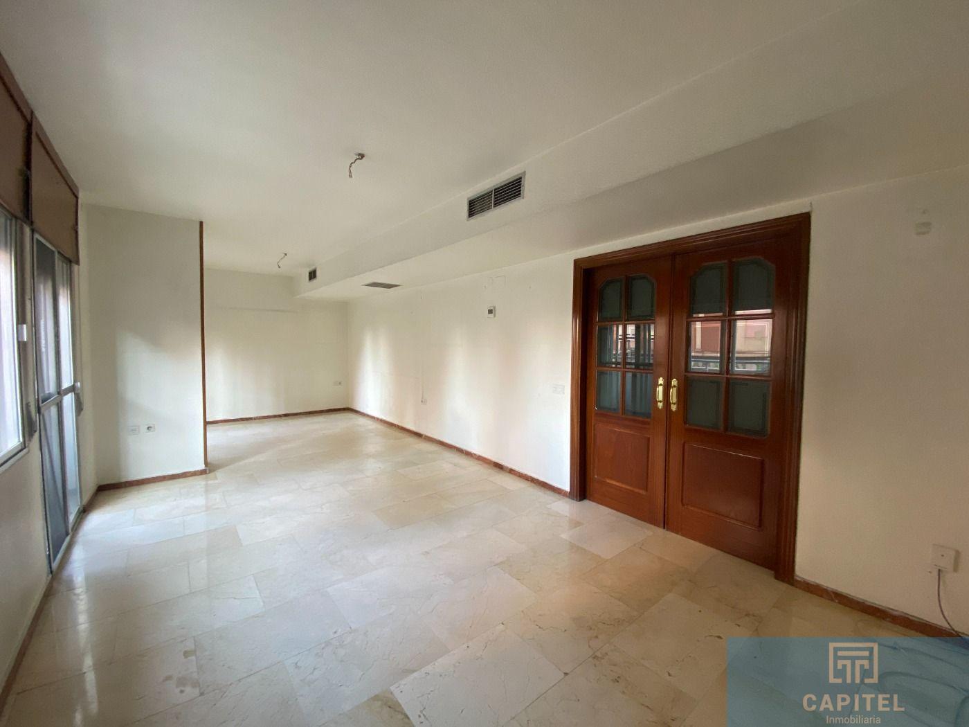 For sale of duplex in Córdoba