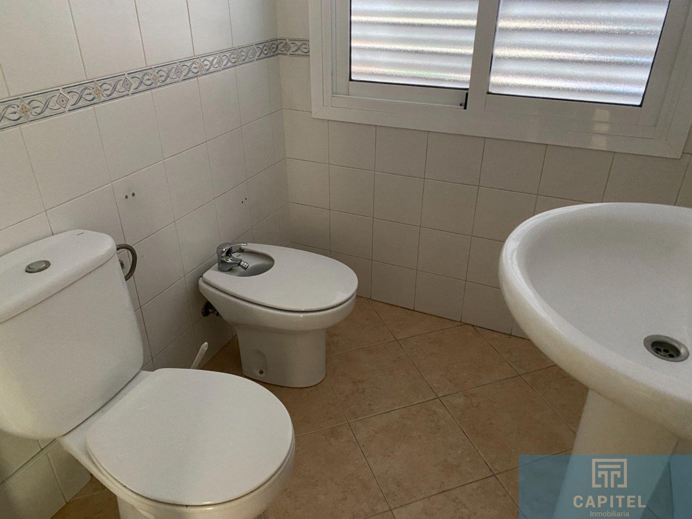 For sale of duplex in Córdoba