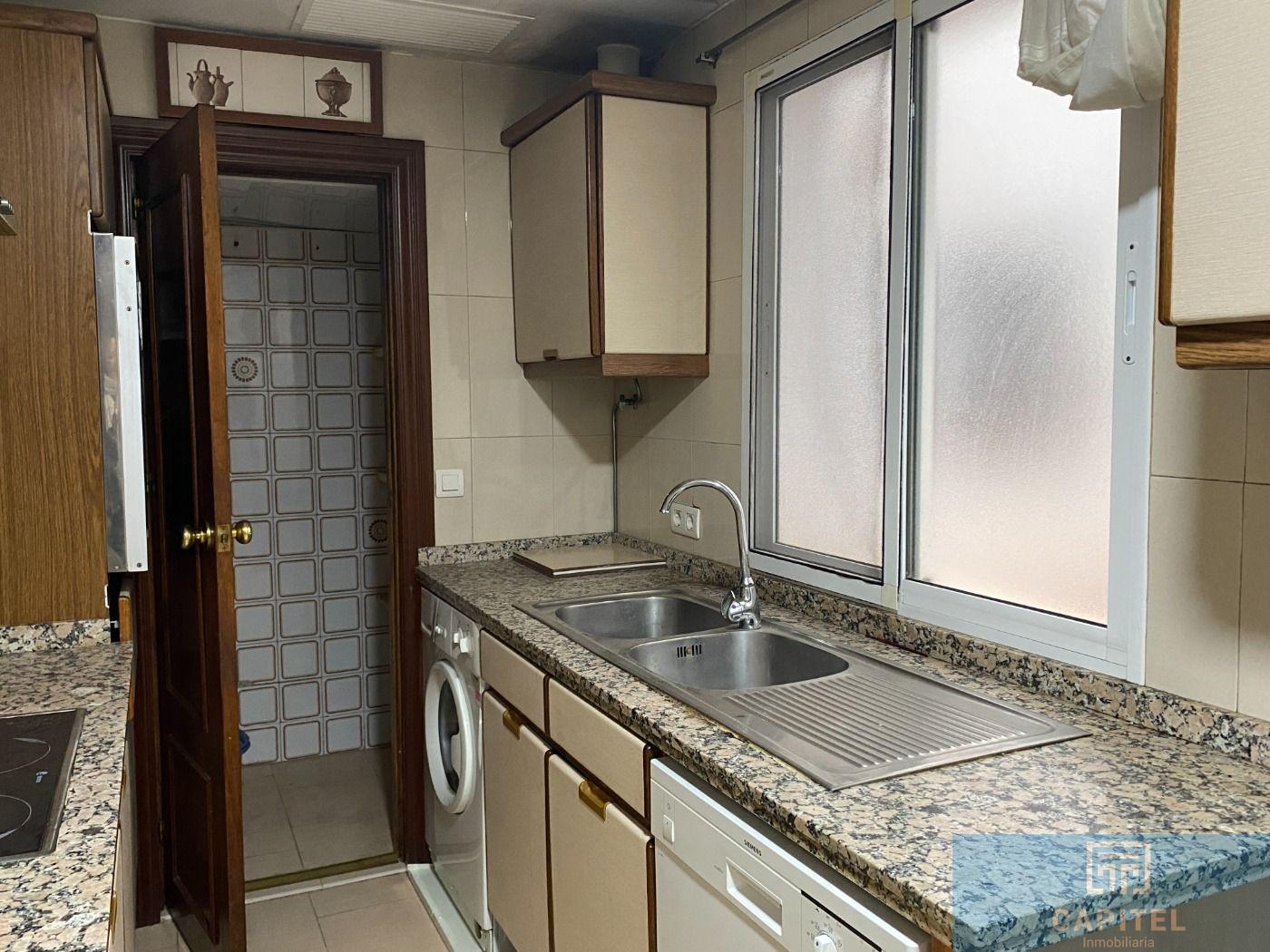 For sale of duplex in Córdoba