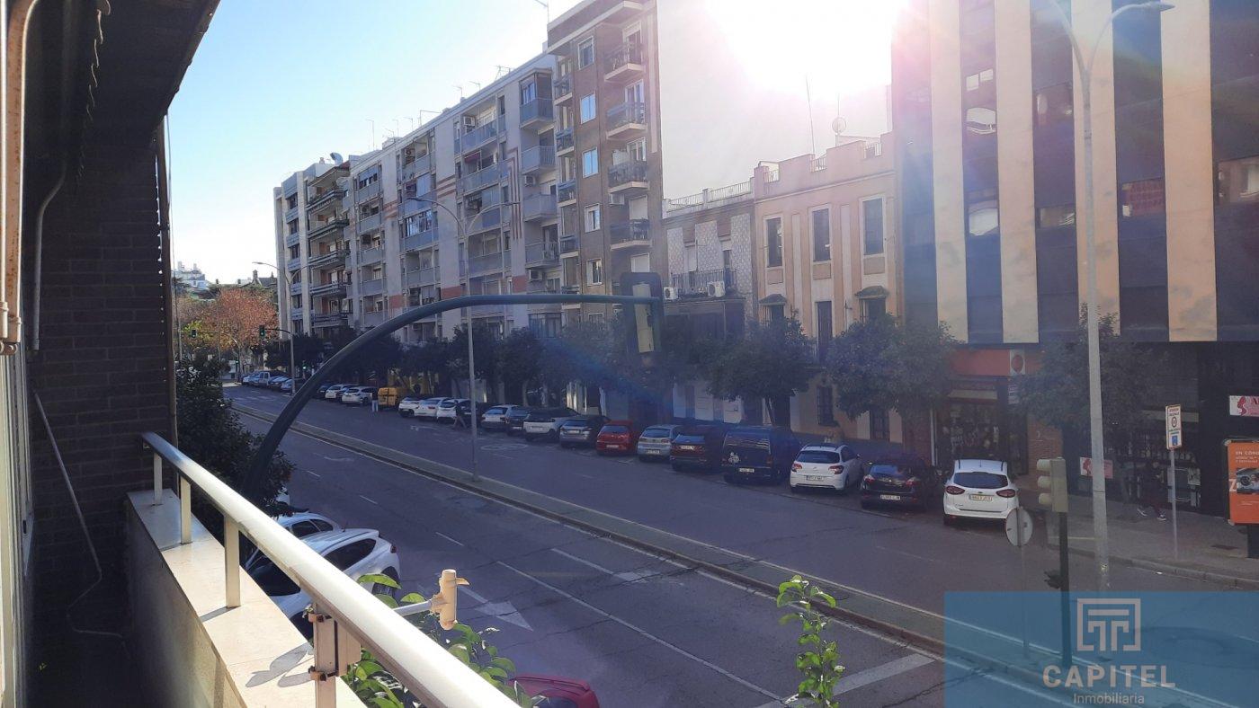 For sale of duplex in Córdoba