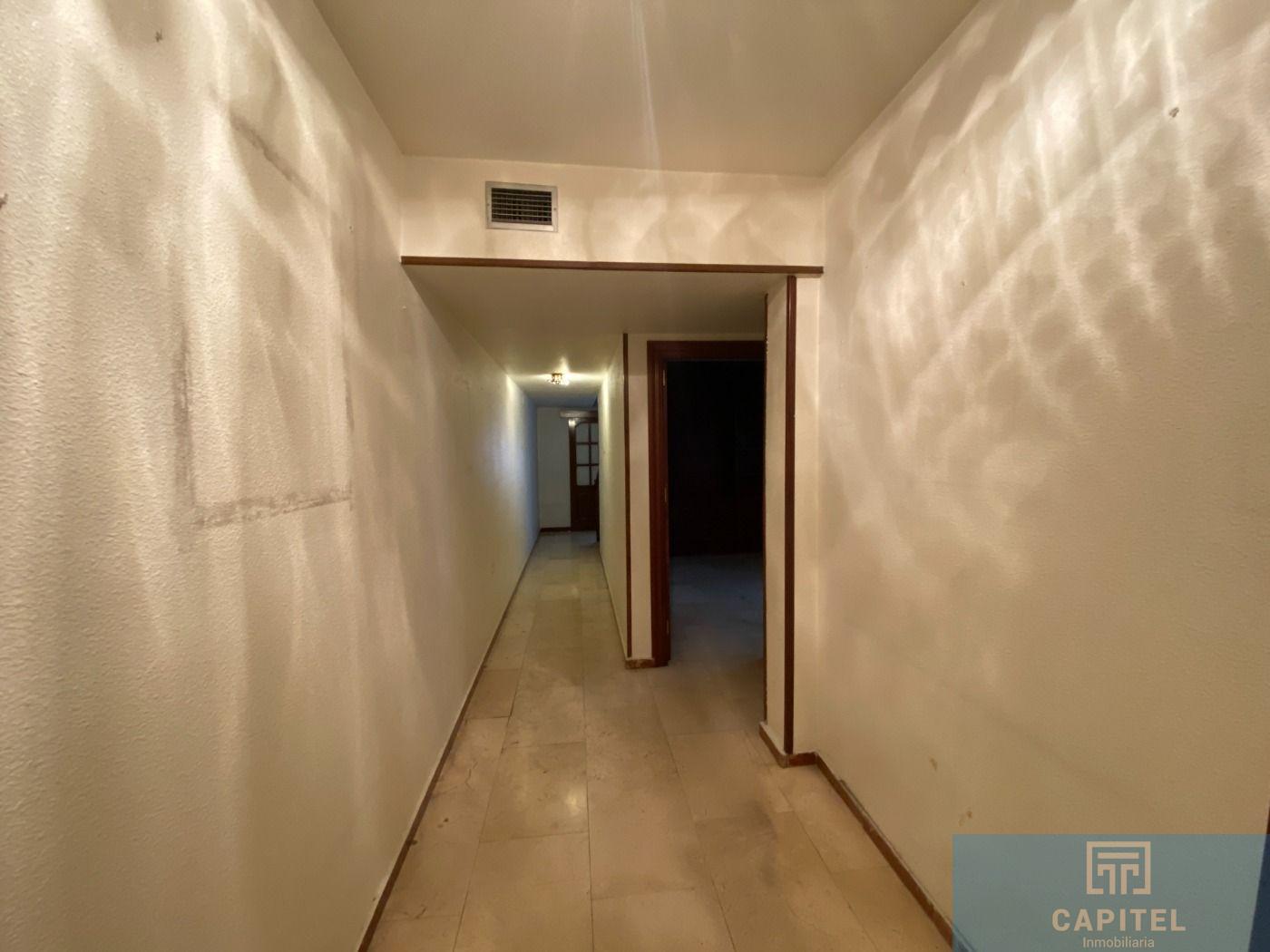 For sale of duplex in Córdoba