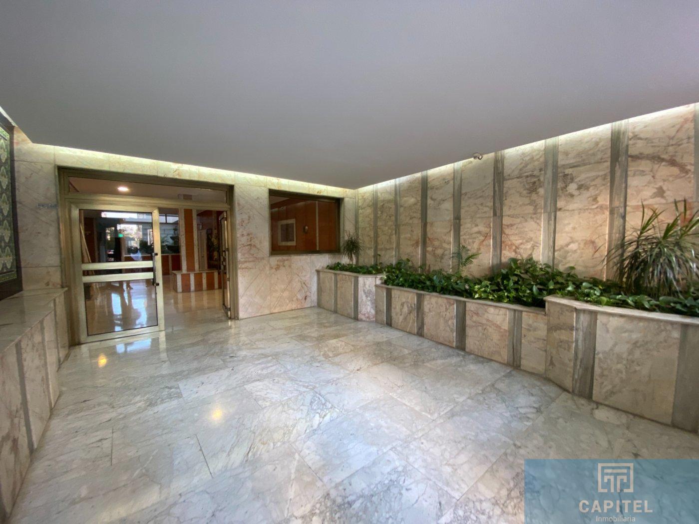 For sale of duplex in Córdoba