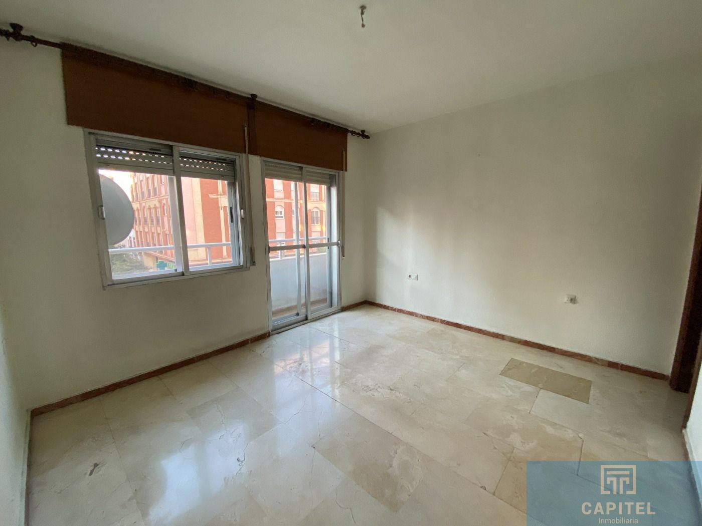 For sale of duplex in Córdoba