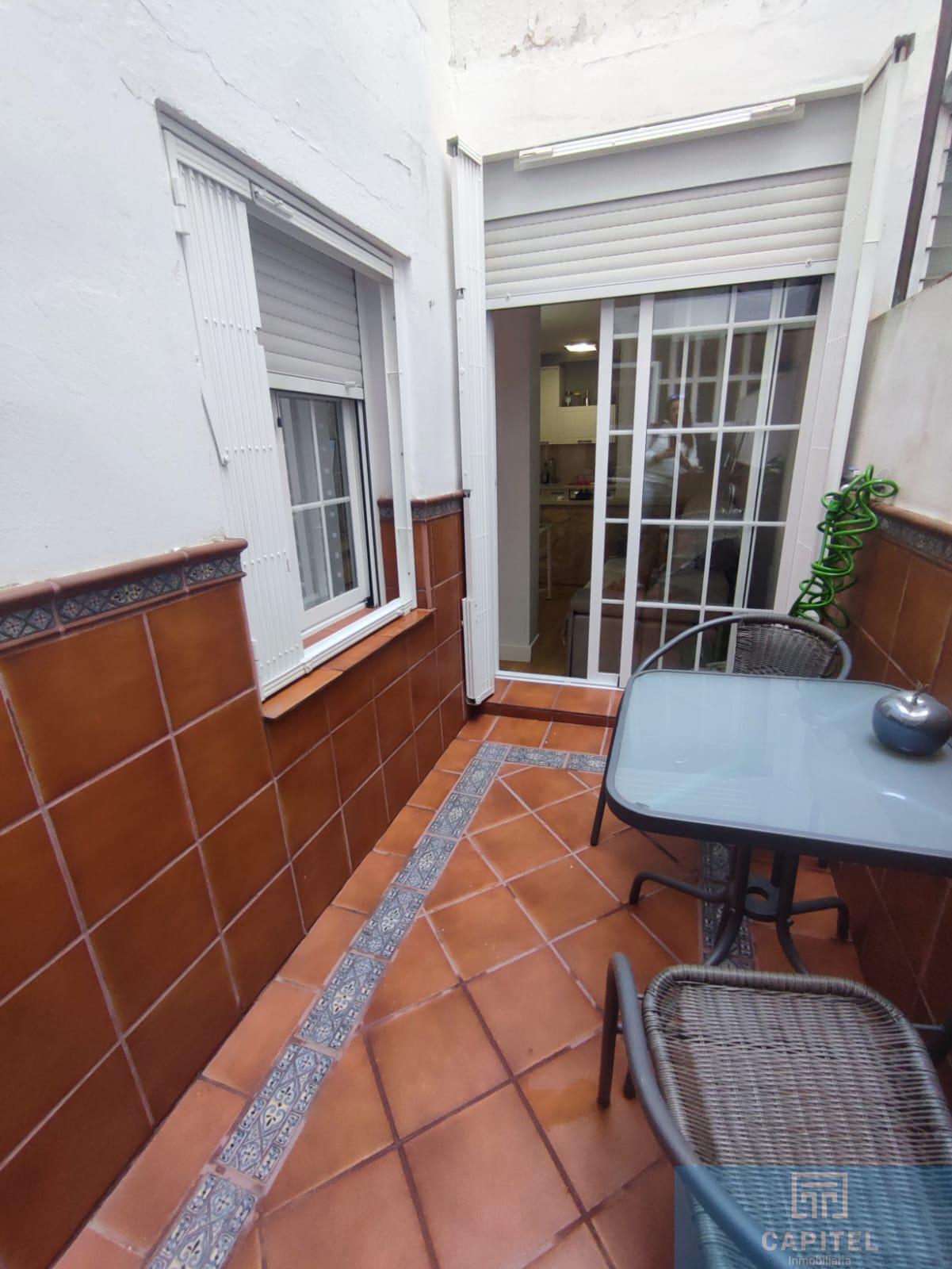 For sale of flat in Córdoba