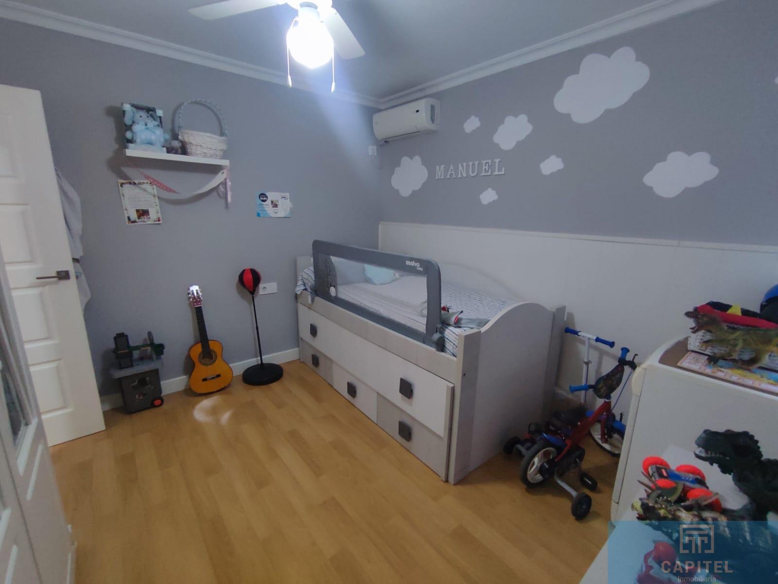 For sale of flat in Córdoba
