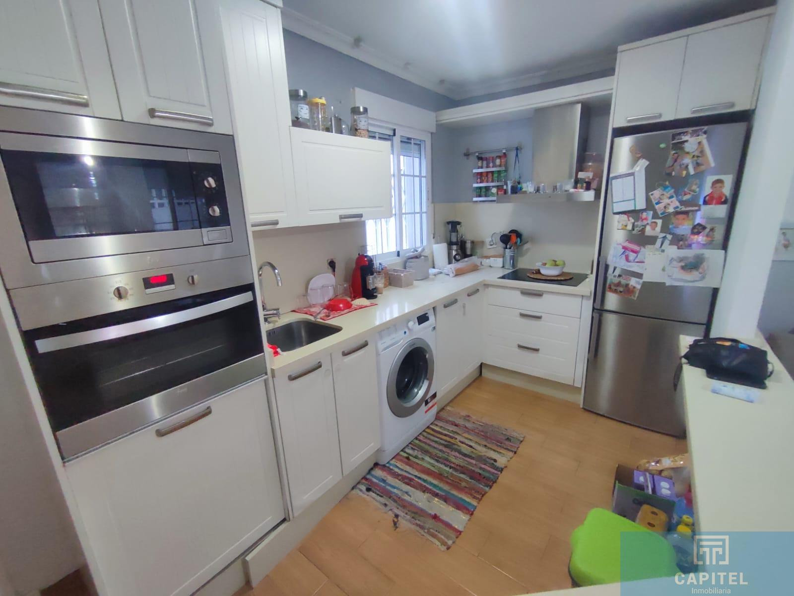 For sale of flat in Córdoba