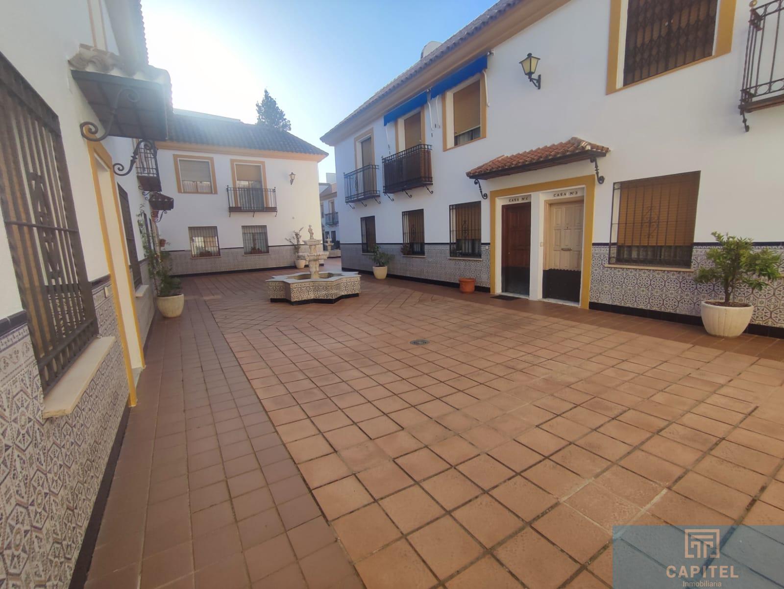 For sale of house in Córdoba