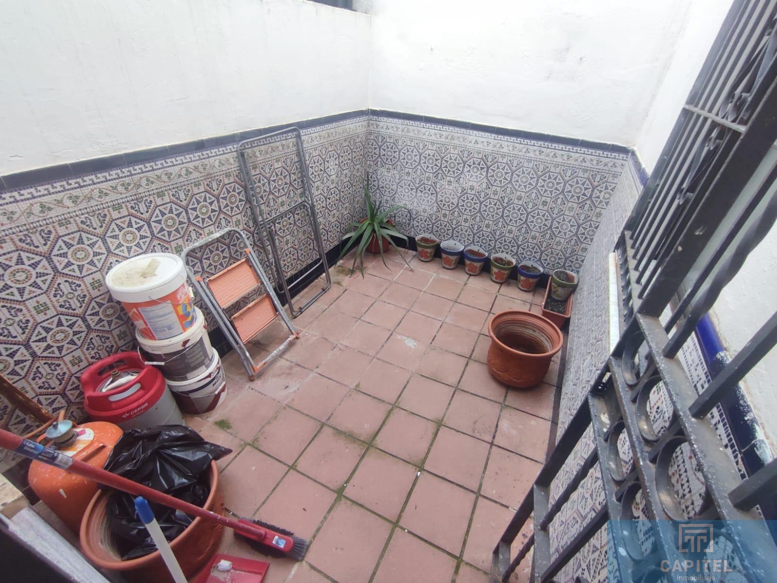 For sale of house in Córdoba