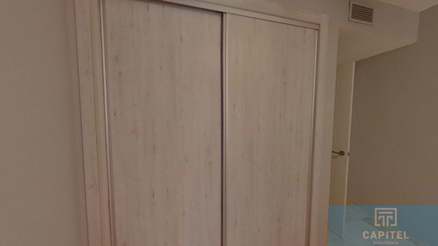 For sale of flat in Córdoba