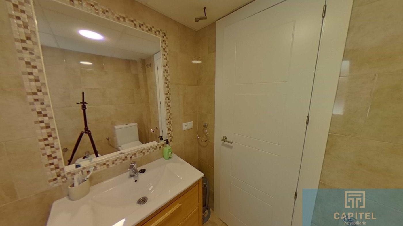 For sale of flat in Córdoba