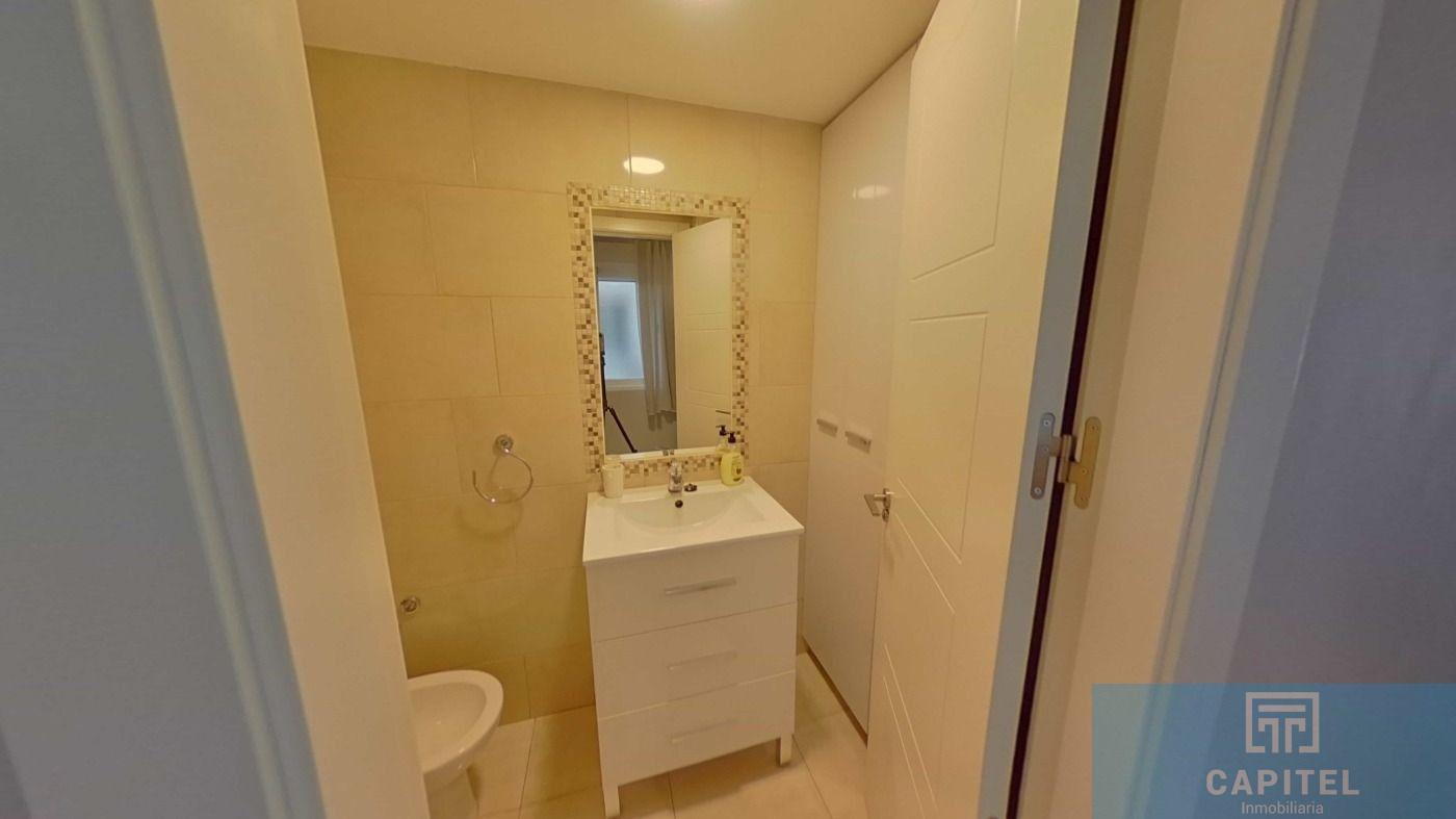 For sale of flat in Córdoba