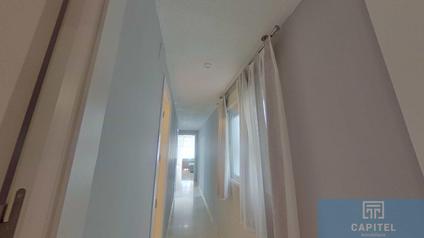 For sale of flat in Córdoba