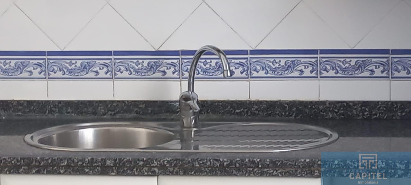 For sale of house in Córdoba