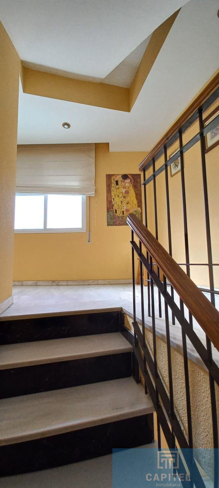For sale of house in Córdoba