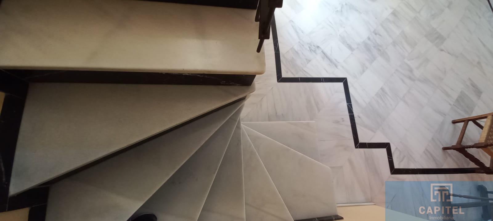 For sale of house in Córdoba