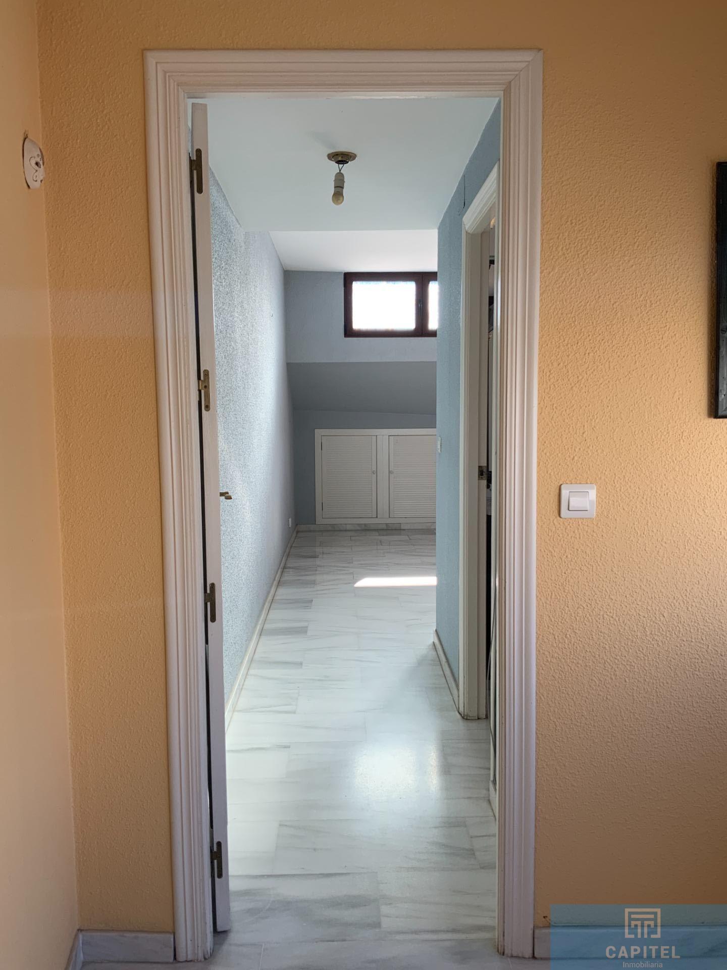 For sale of house in Córdoba