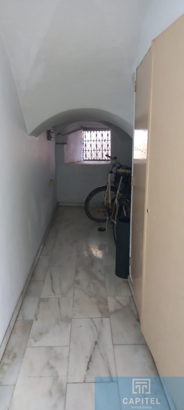 For sale of house in Córdoba