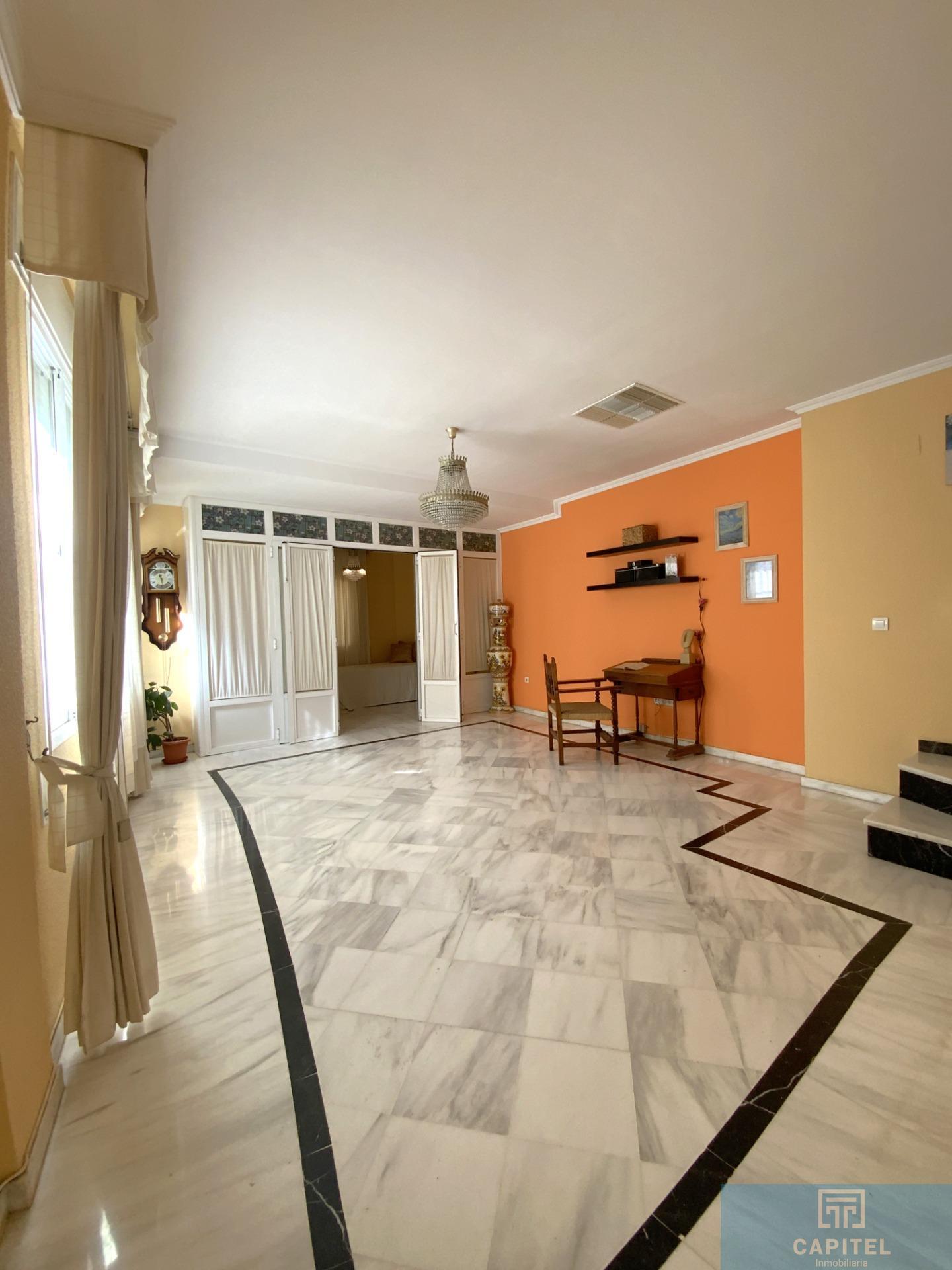 For sale of house in Córdoba