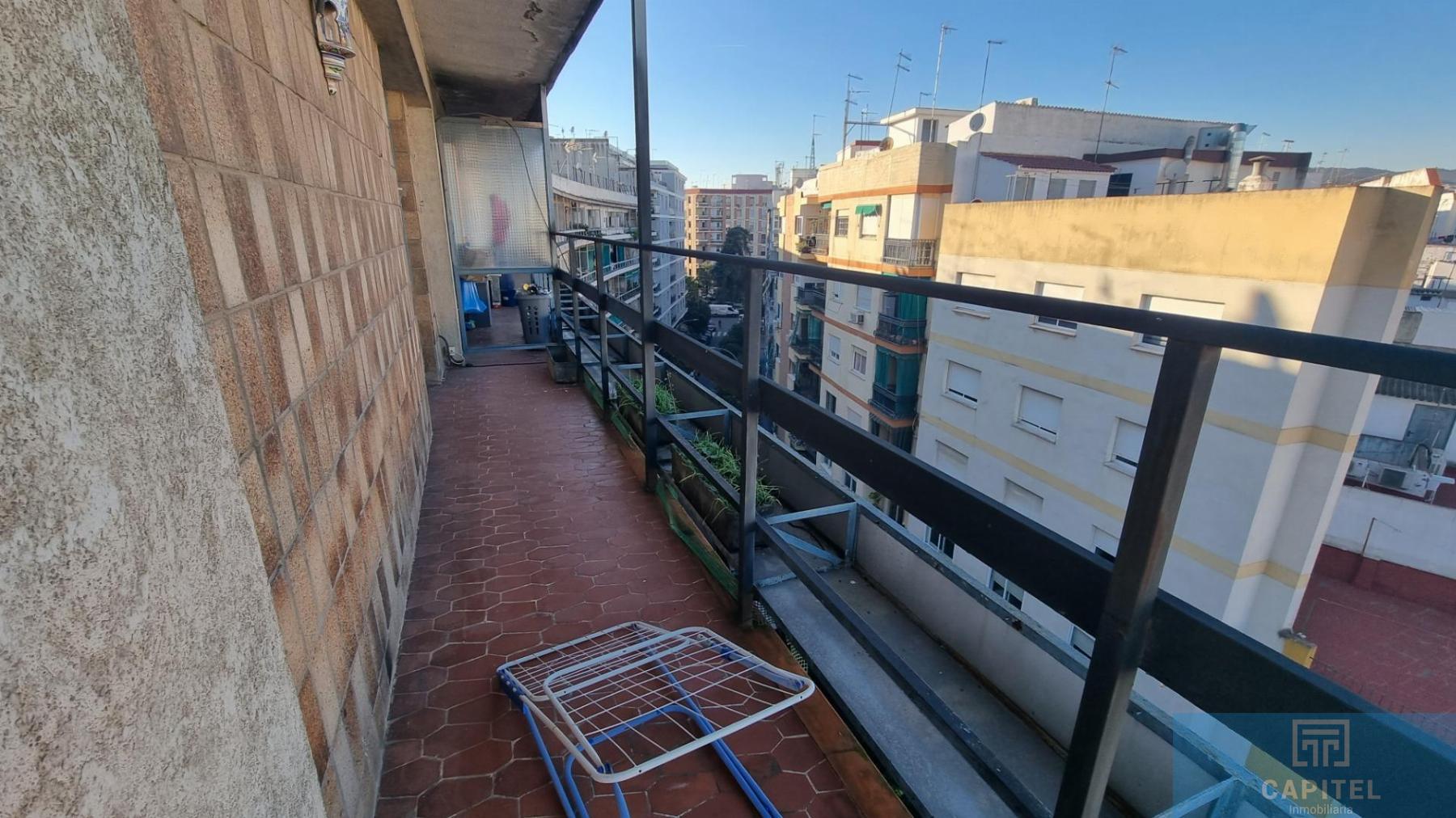For sale of flat in Córdoba
