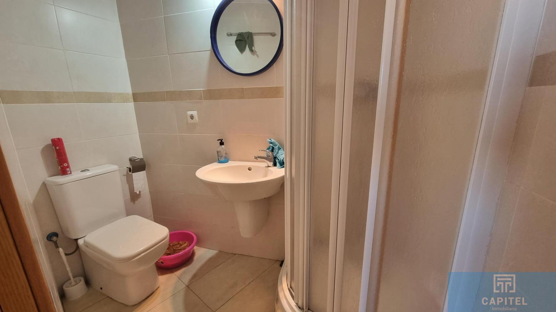 For sale of flat in Córdoba