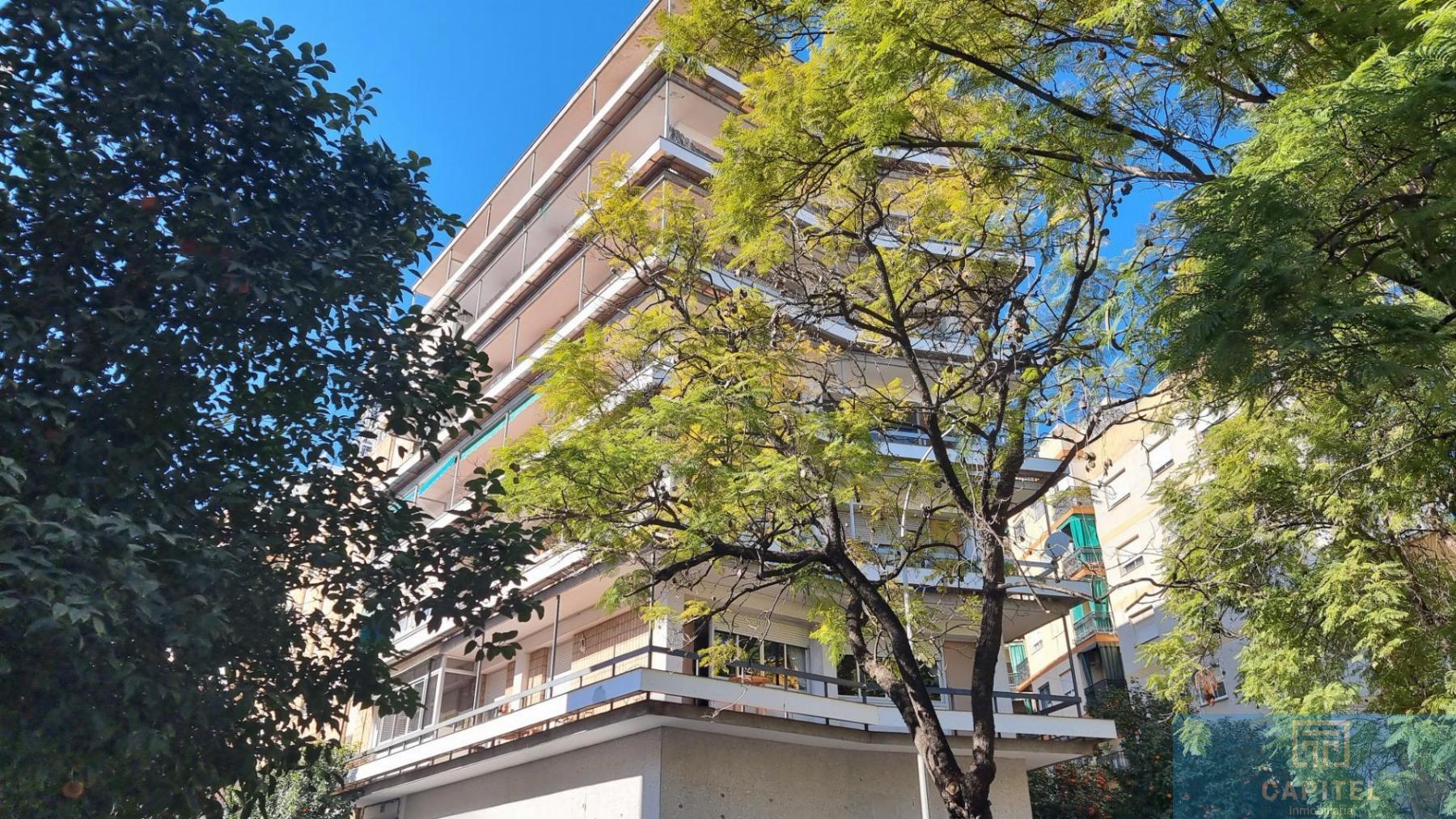 For sale of flat in Córdoba