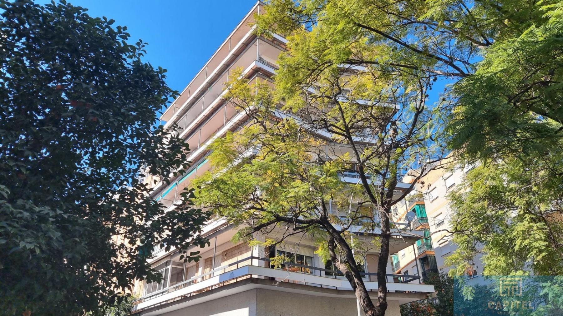 For sale of flat in Córdoba