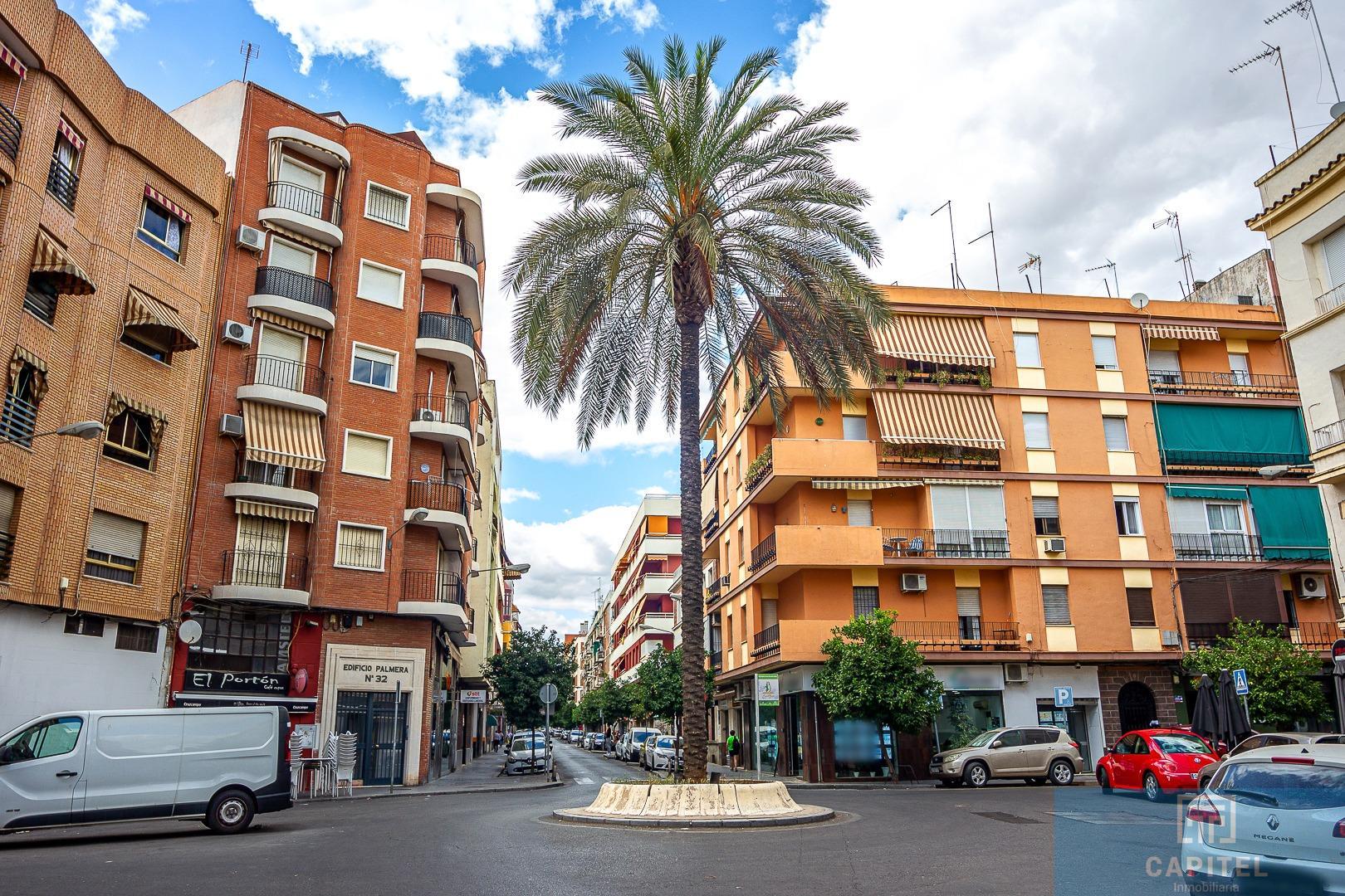 For sale of flat in Córdoba
