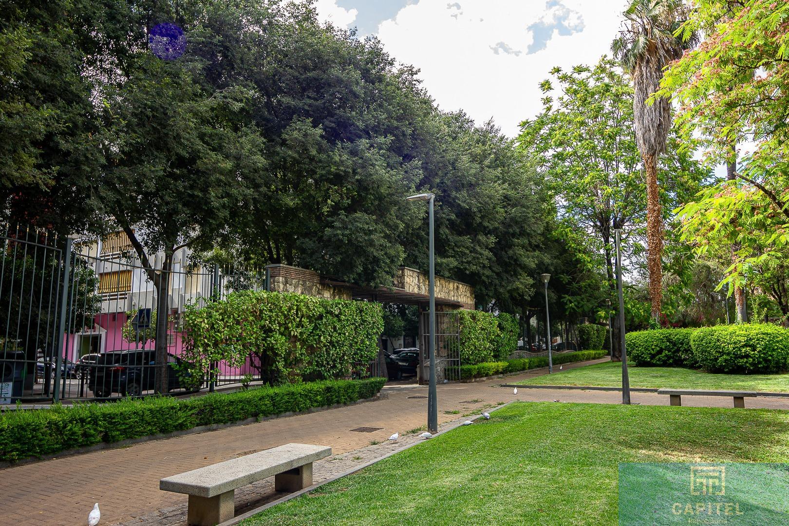 For sale of flat in Córdoba