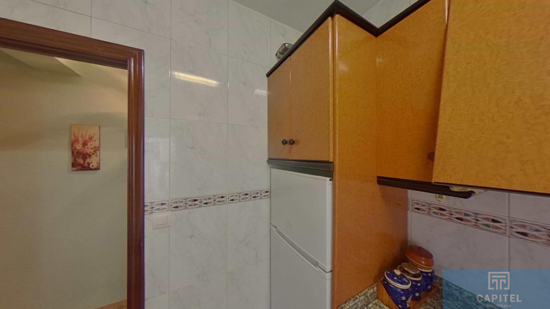 For sale of flat in Córdoba