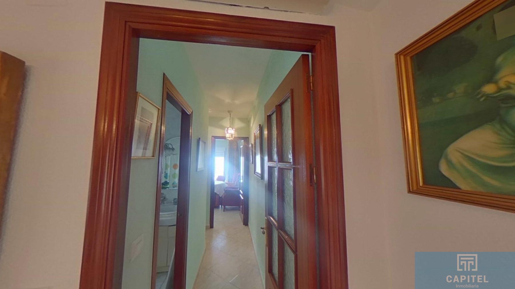 For sale of flat in Córdoba