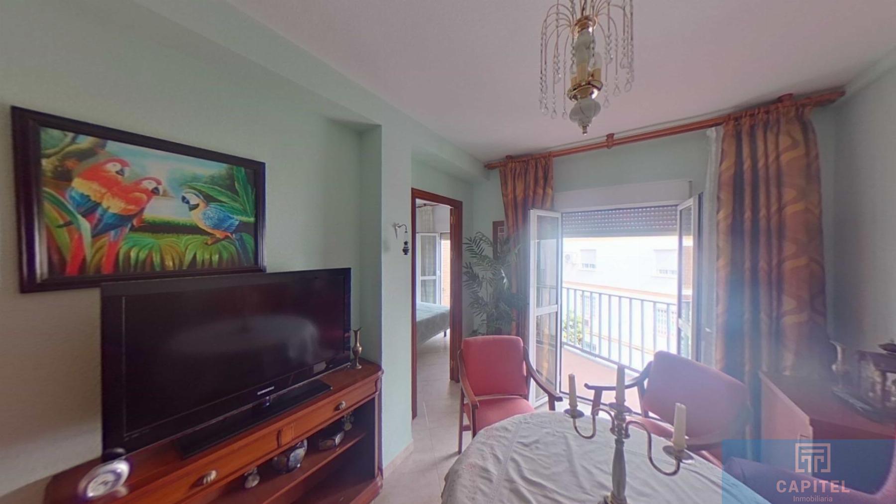For sale of flat in Córdoba
