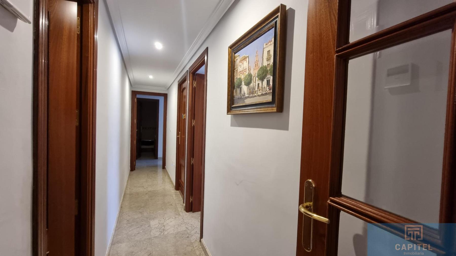 For sale of flat in Córdoba