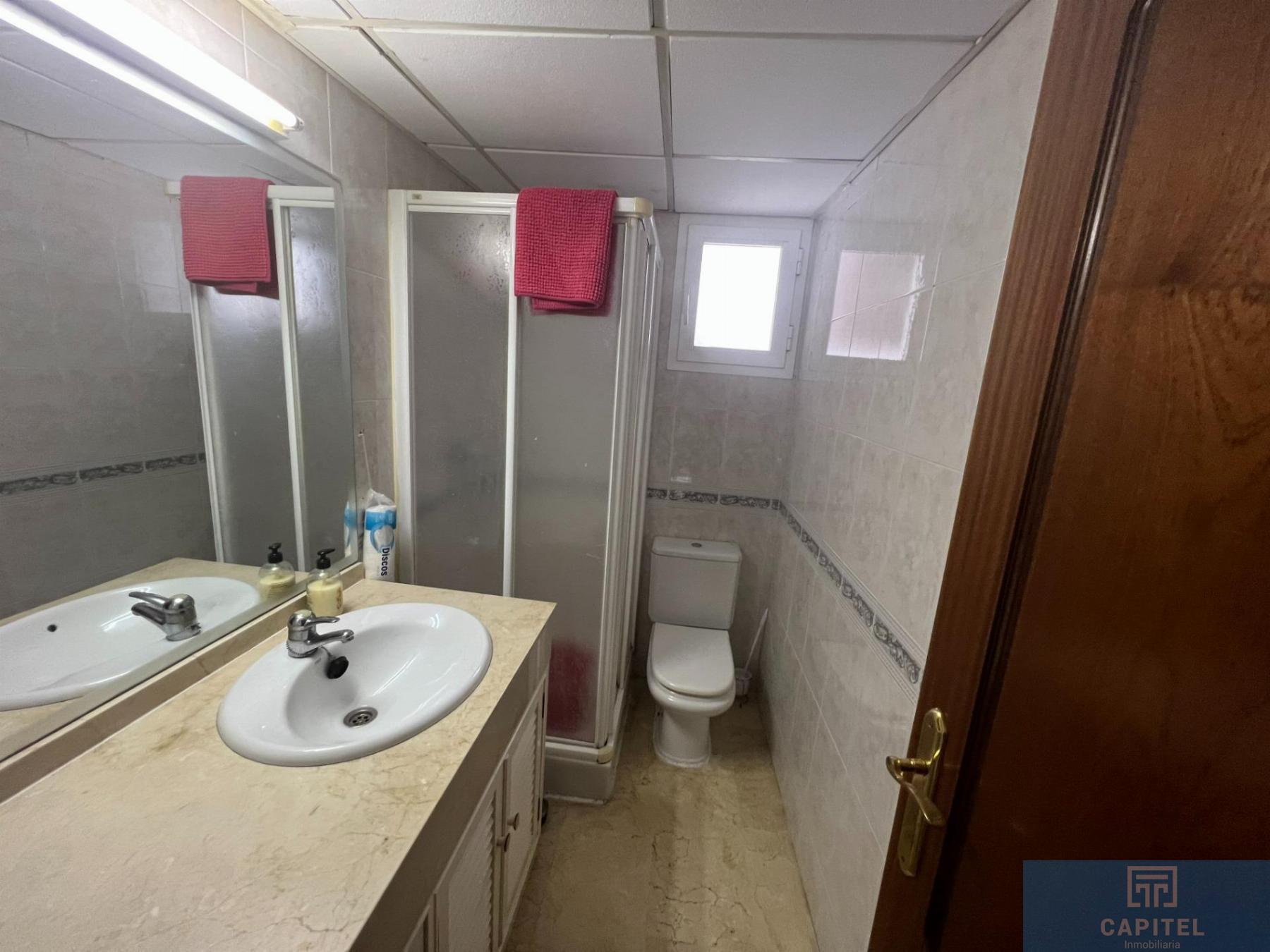 For sale of flat in Córdoba