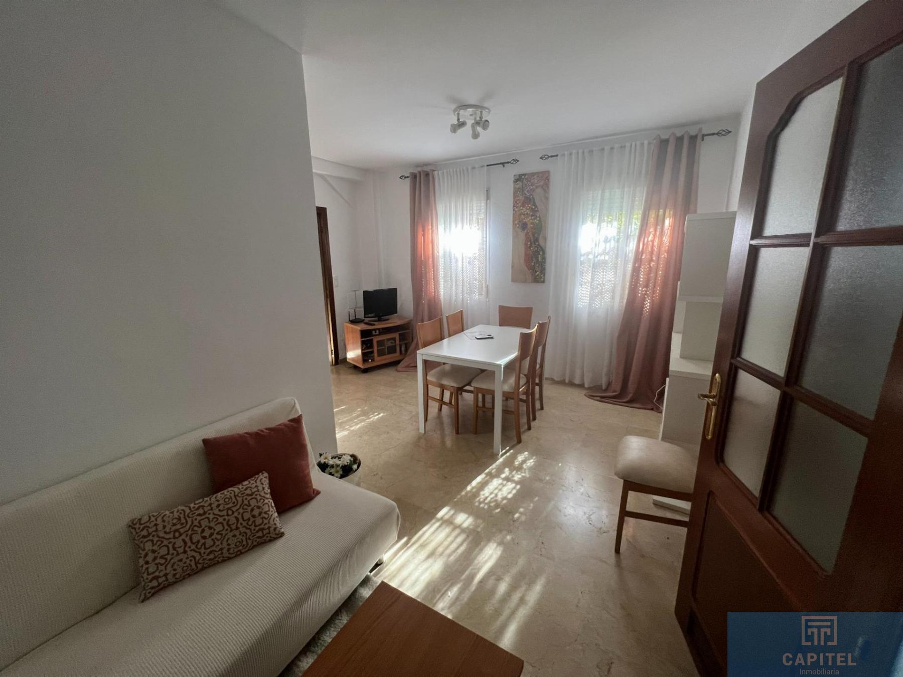 For sale of flat in Córdoba