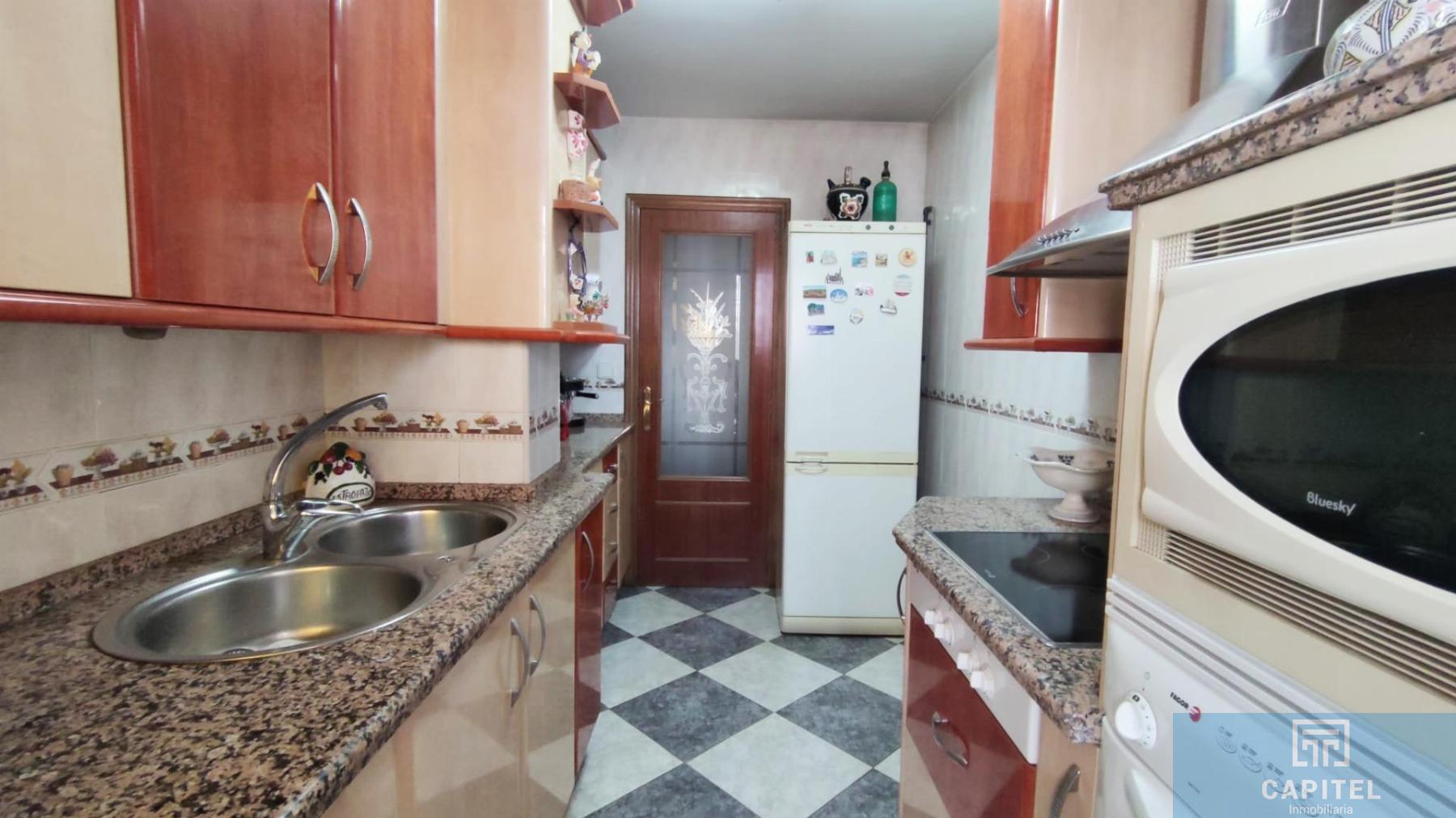 For sale of flat in Córdoba