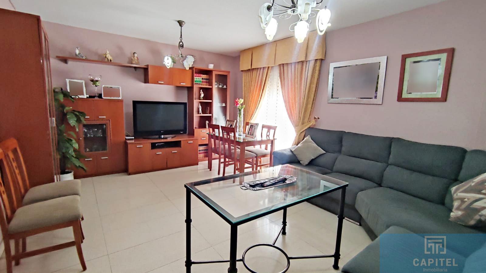 For sale of house in Córdoba