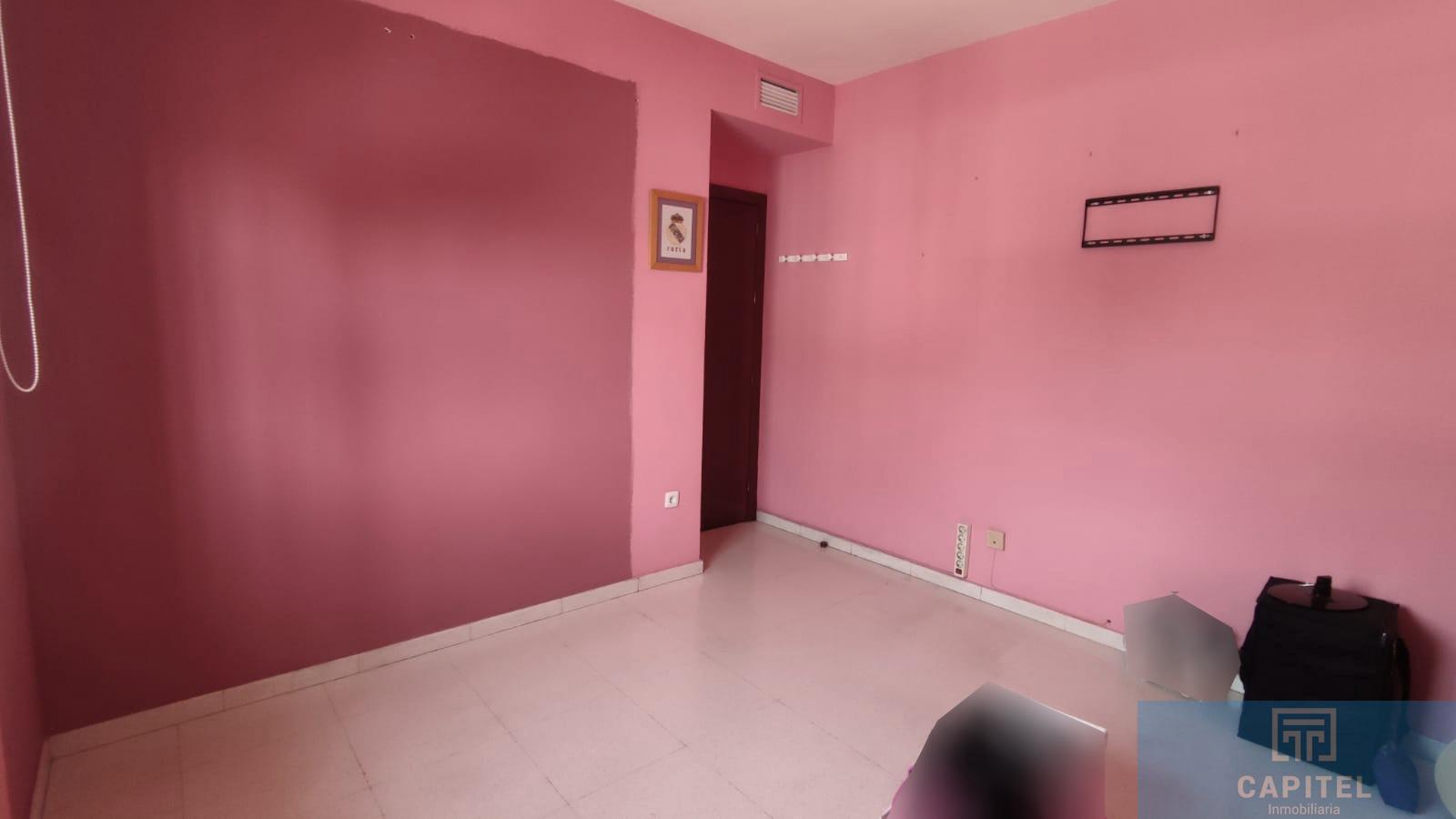 For sale of house in Córdoba