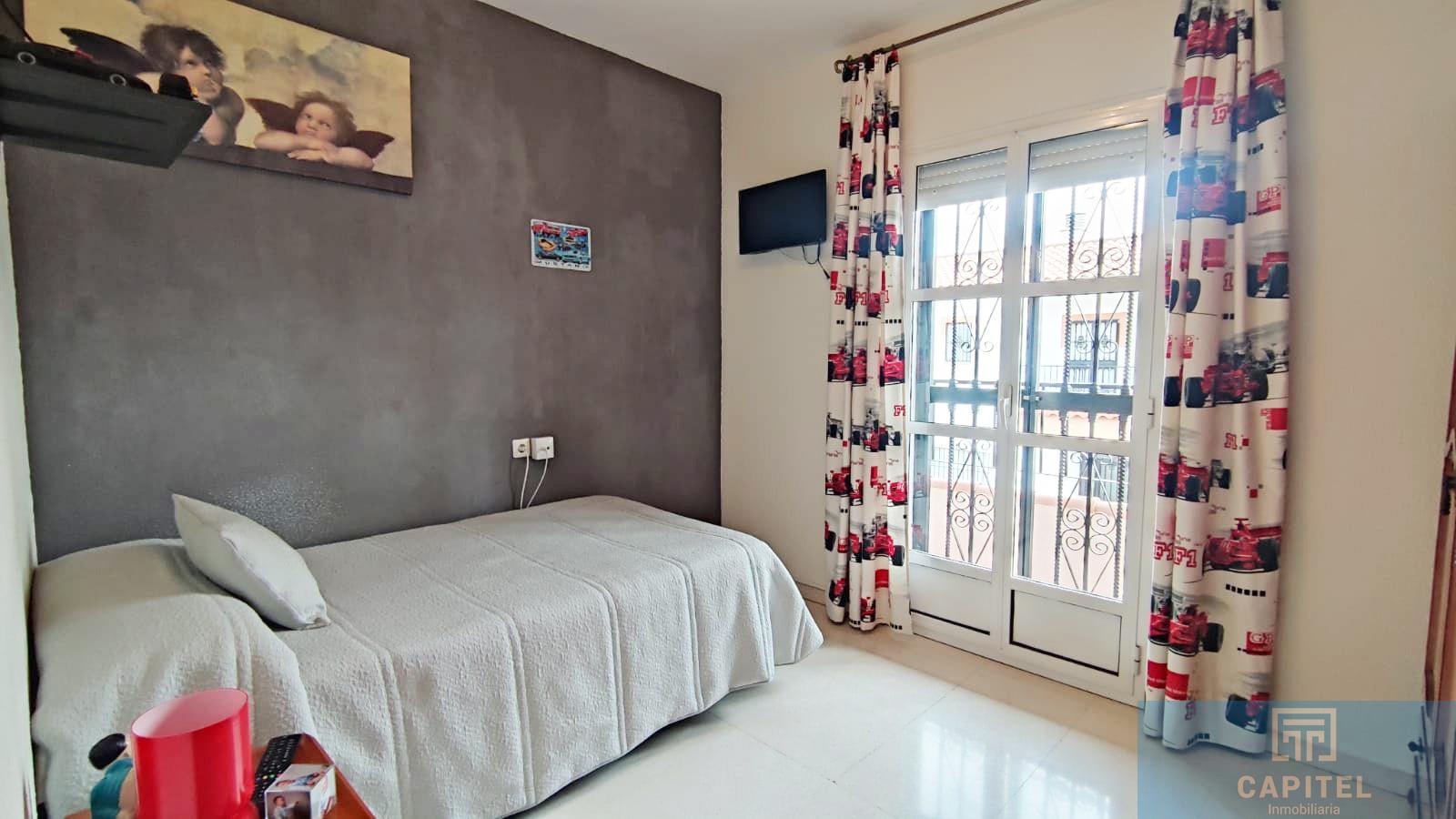 For sale of house in Córdoba