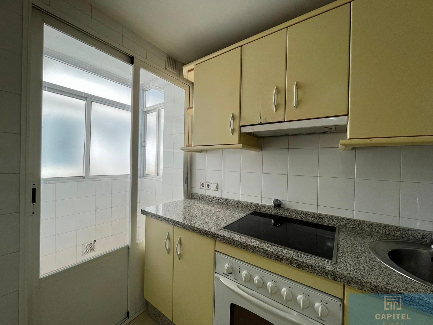 For sale of flat in Córdoba