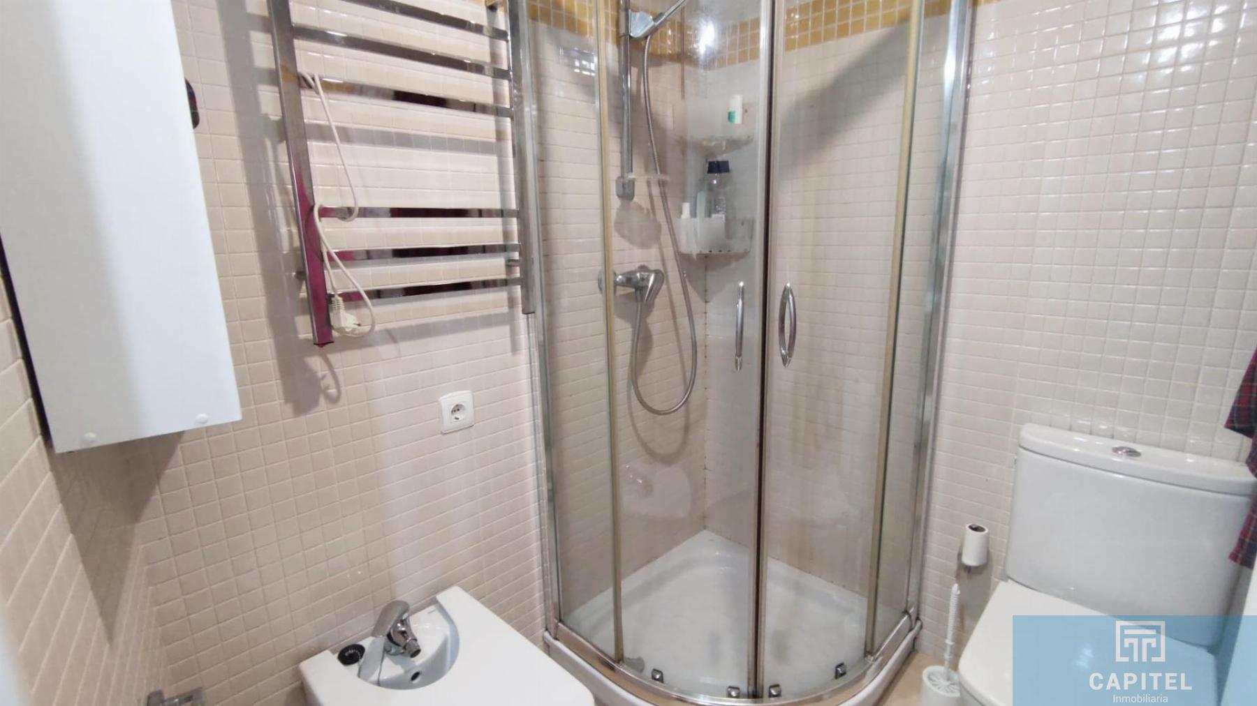 For sale of flat in Córdoba