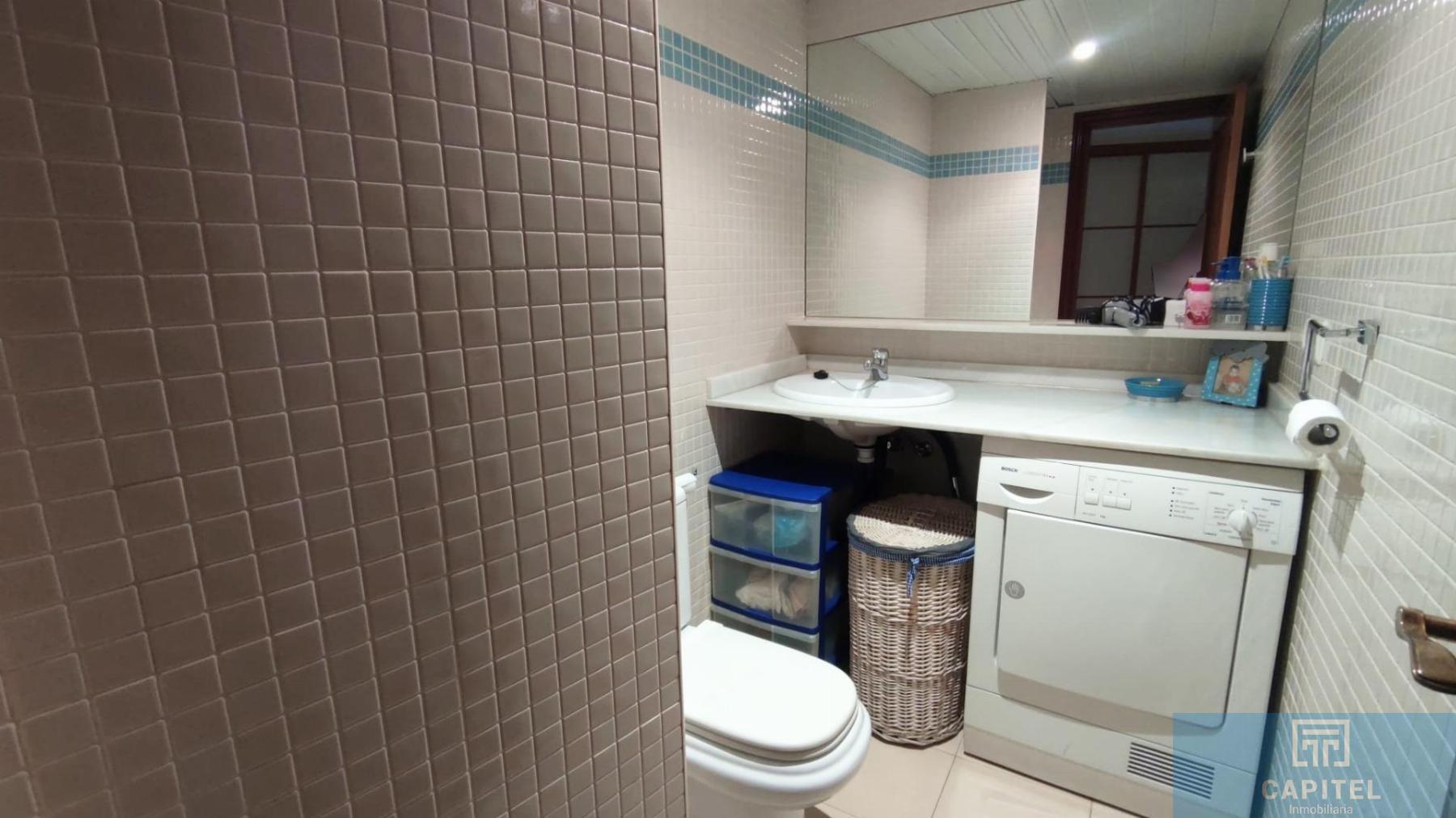 For sale of flat in Córdoba