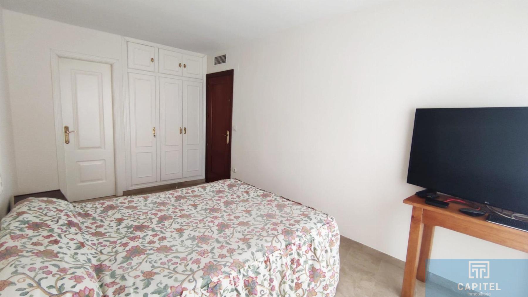 For sale of flat in Córdoba
