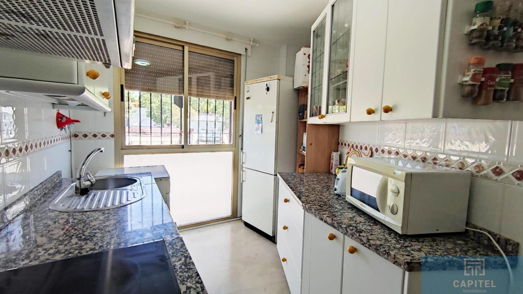 For sale of flat in Córdoba