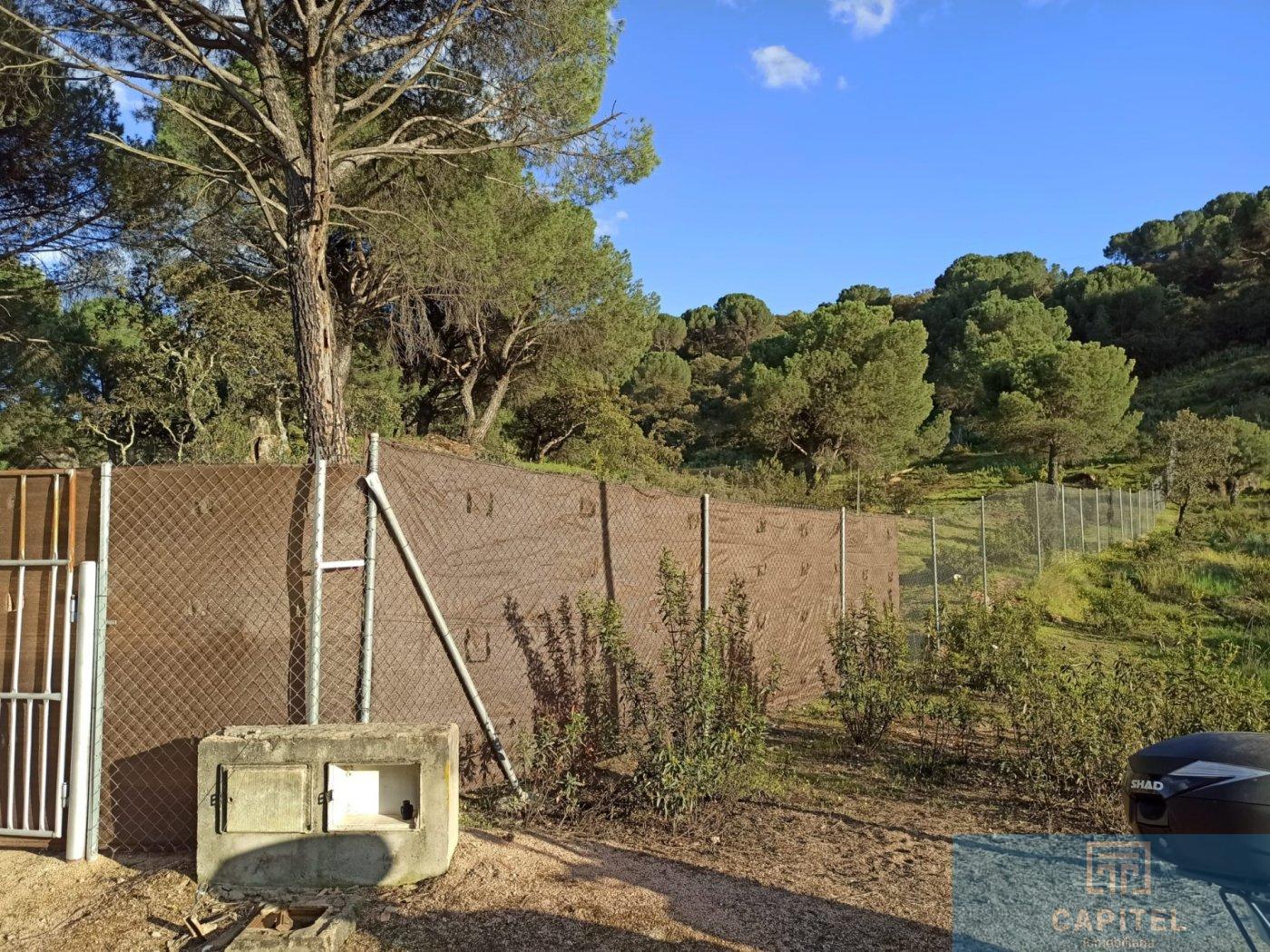 For sale of land in Córdoba