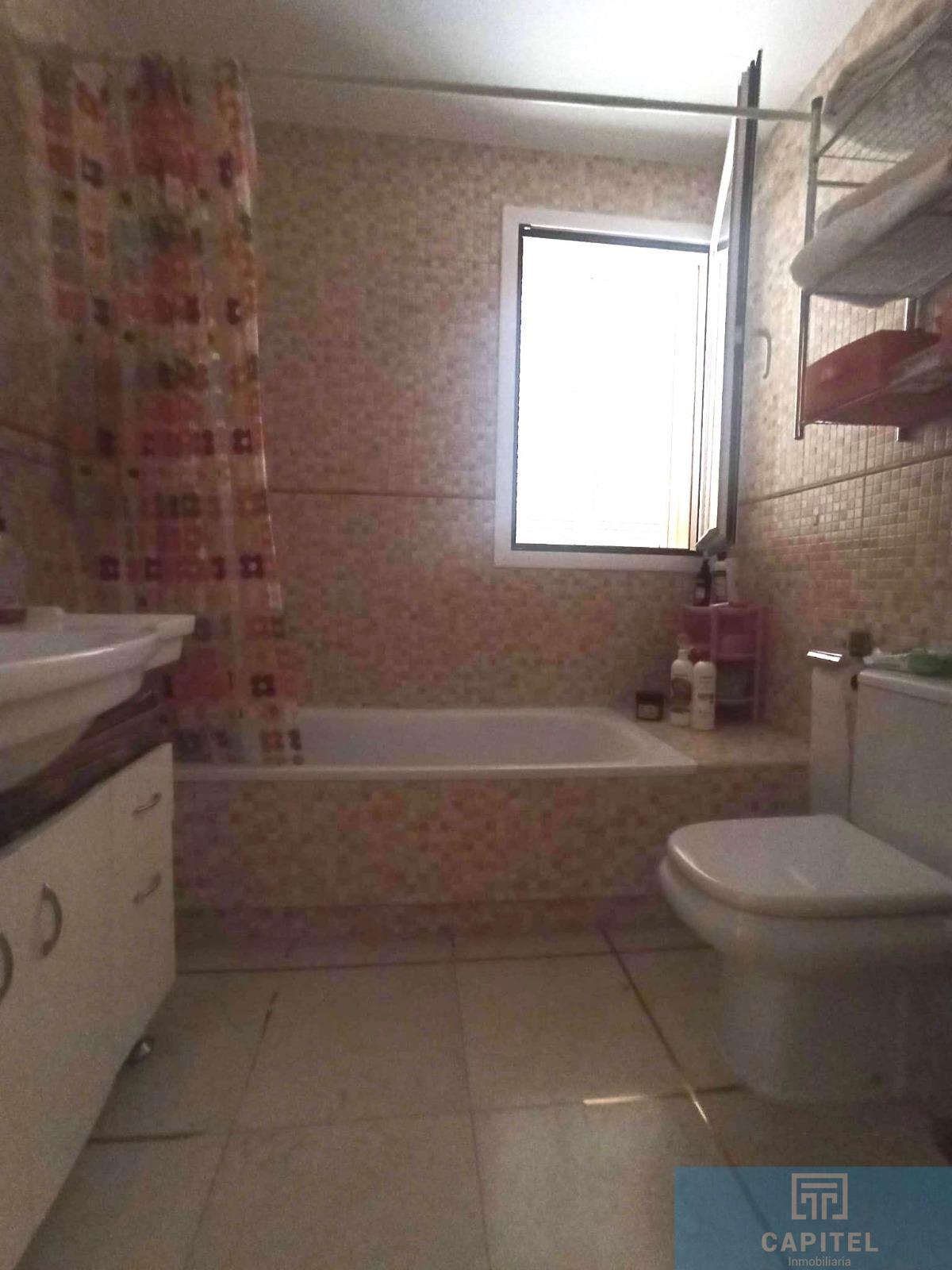 For sale of chalet in Córdoba